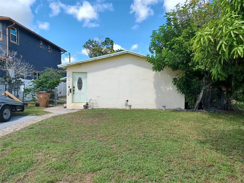 Deerfield Beach, FL 33441,163 SW 4th St