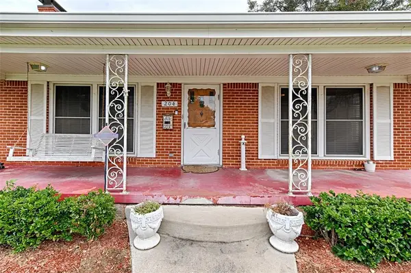 Garland, TX 75040,204 S 12th Street