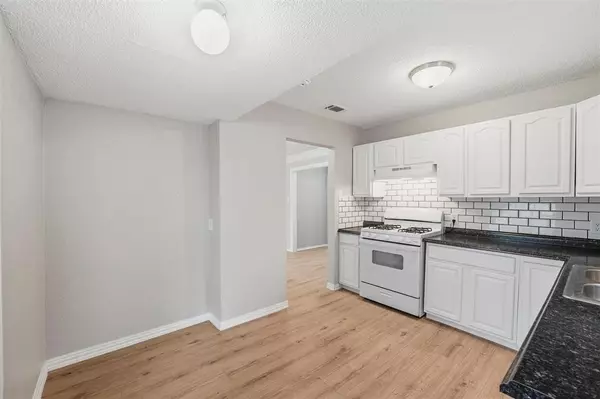 Grand Prairie, TX 75050,1110 17th Street