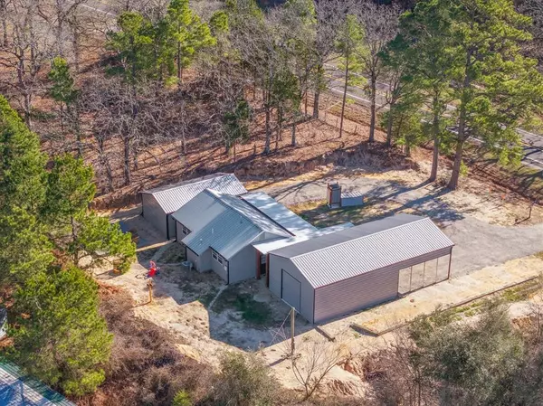 Athens, TX 75751,7332 Hwy 59