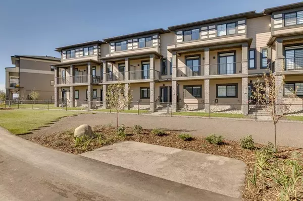 Chestermere, AB T1X 2W7,285 Chelsea CT #104