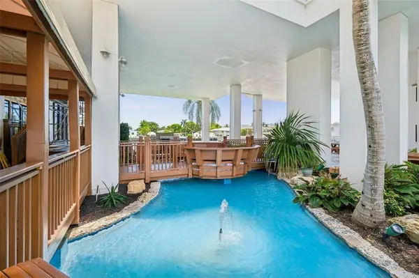 Fort Lauderdale, FL 33308,3100 NE 48th St #PH14