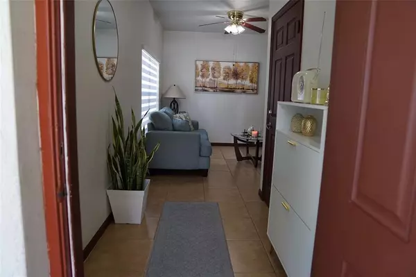 Oakland Park, FL 33311,3024 NW 30th Way #3024