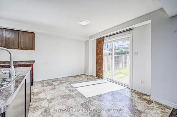 Kitchener, ON N2R 0G5,6 Castlebay ST