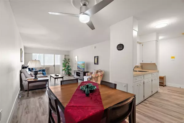 Sidney, BC V8L 2R2,2050 White Birch Rd #206