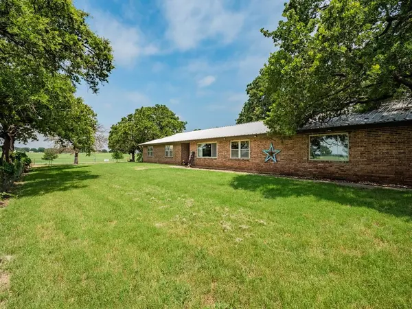 850 Highway 587,  De Leon,  TX 76444