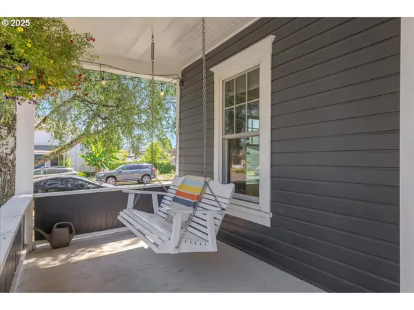 Newberg, OR 97132,1212 E 6TH ST