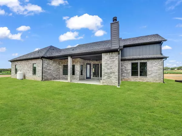 Weatherford, TX 76088,305 Wrangler Court