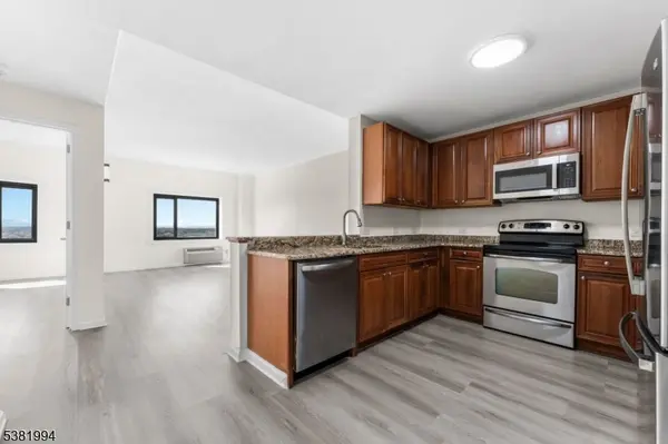 1 Carriage City Plz #1212,  Rahway City,  NJ 07065