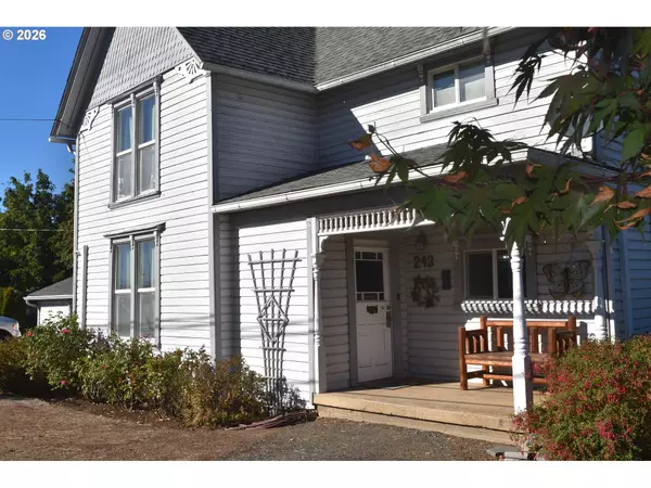 Cottage Grove, OR 97424,243 N LANE ST