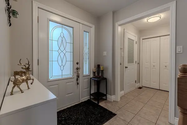 Petawawa, ON K8H 0A5,1043 Limestone TRL E