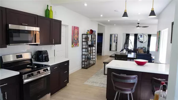 Opa-locka, FL 33054,1011 Sharar Ave