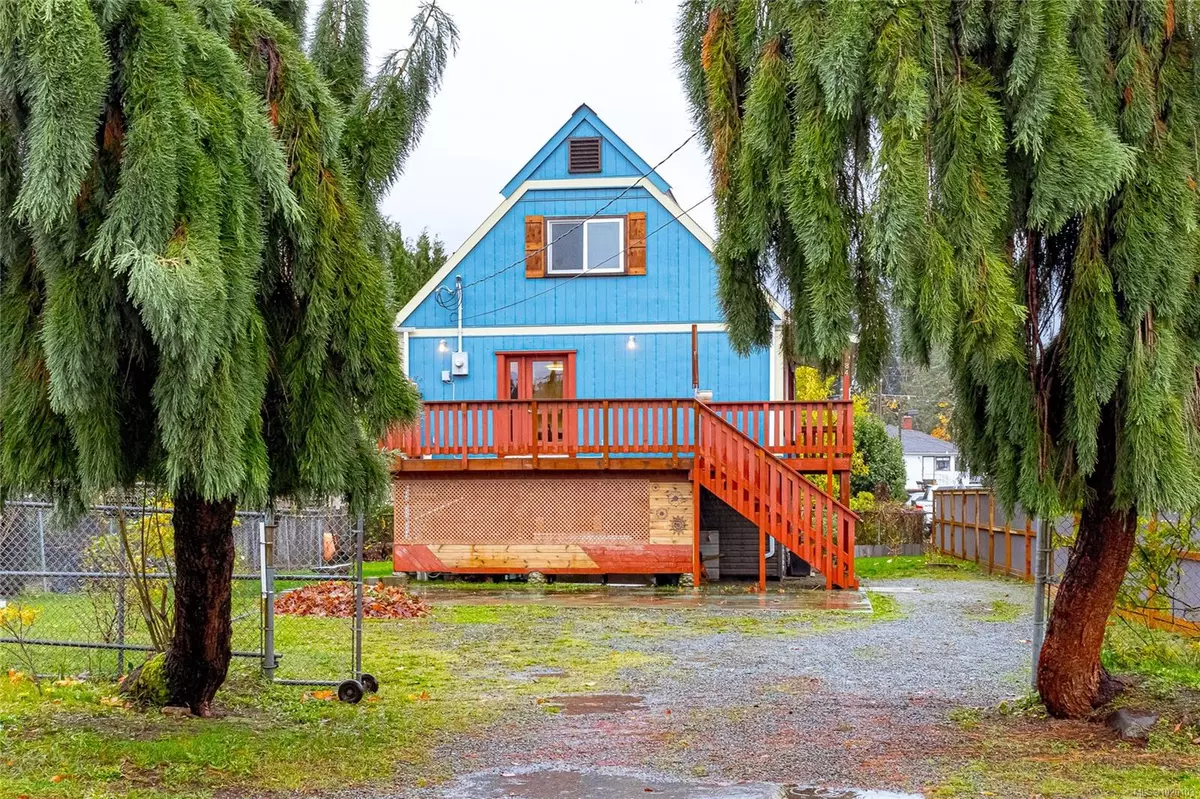 Lake Cowichan, BC V0R 2G0,84 Lakeview Ave