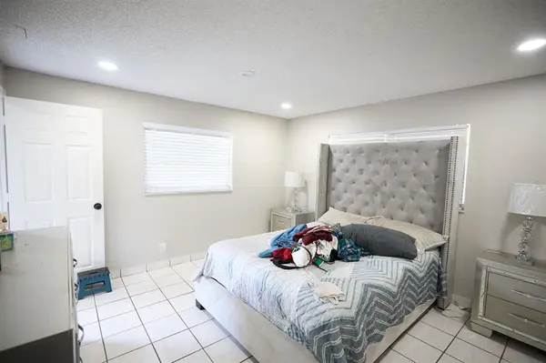 North Lauderdale, FL 33068,6597 Salem ST