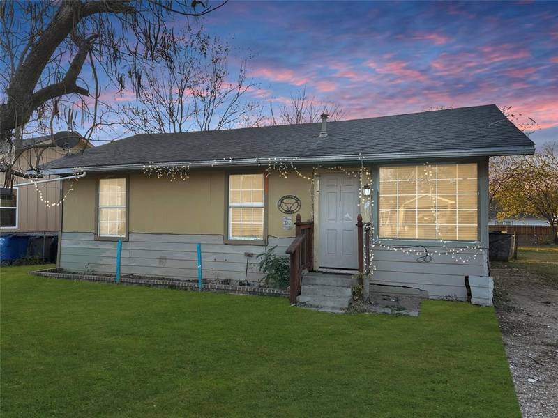 535 Ella Avenue, Dallas, TX 75217