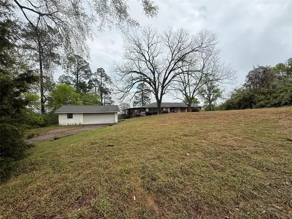 23205 County Road 2159,  Troup,  TX 75789