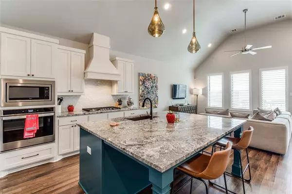 Dallas, TX 75211,2220 Rook Drive