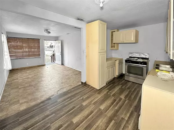 Dallas, TX 75217,535 Ella Avenue