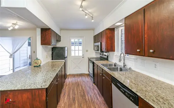 Shreveport, LA 71106,719 Edgemont Street