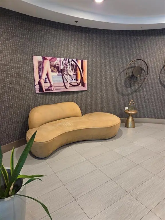 Coconut Grove, FL 33133,3001 SW 27 AV #L411