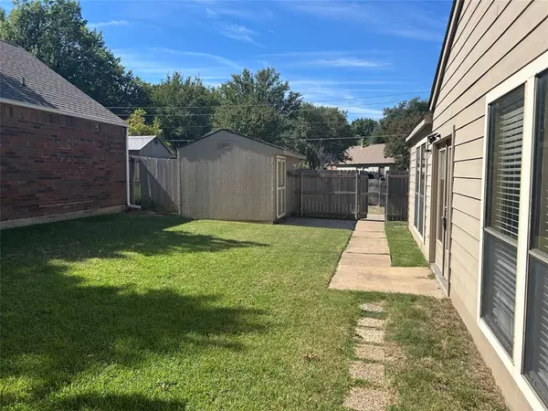 Coppell, TX 75019,105 S Macarthur Boulevard