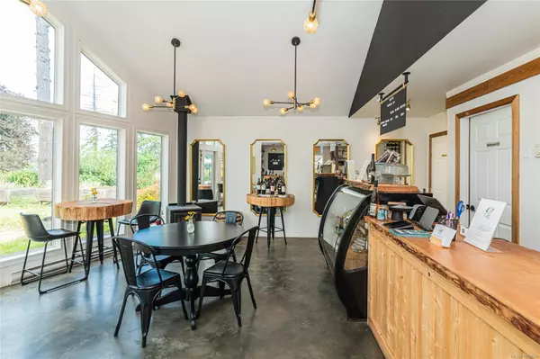 Salt Spring, BC V8K 1C3,325 Fernwood Rd