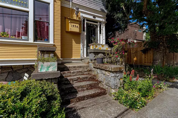 Victoria, BC V8V 3P1,1334 Johnson St