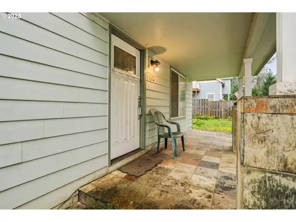 Salem, OR 97302,780 IDYLWOOD DR