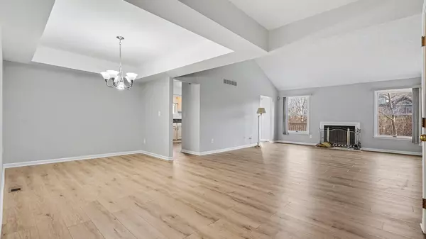 Ann Arbor, MI 48103,476 Colin CIR