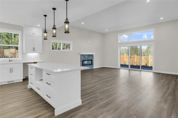 Ladysmith, BC V9G 0C2,115 Bald Eagle Cres