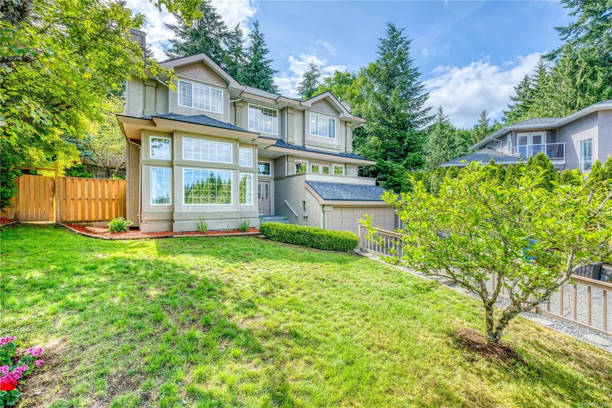 Nanaimo, BC V9T 5Z9,5352 Coastview Pl