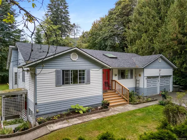 Honeymoon Bay, BC V0R 1Y0,10258 Sutton Rd