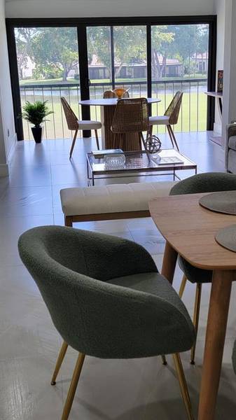 9319 Pecky Cypress Lane #19d, Boca Raton, FL 33428