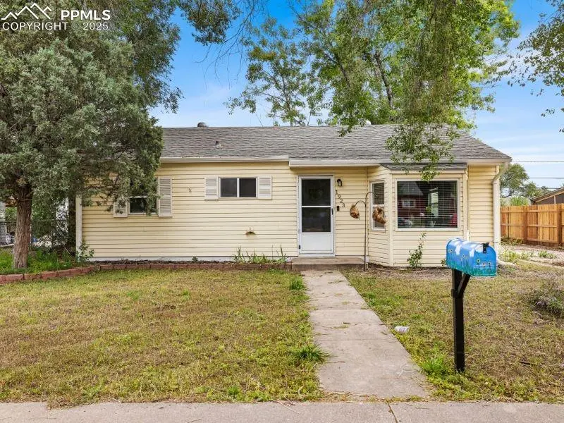 Colorado Springs, CO 80905,1923 S Sheridan AVE