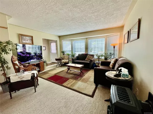 Ladysmith, BC V9G 1R8,815 Dunsmuir Cres #31