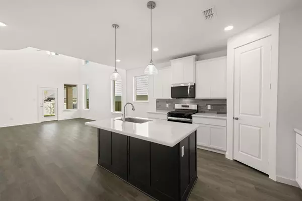 Justin, TX 76247,8825 Acorn Avenue