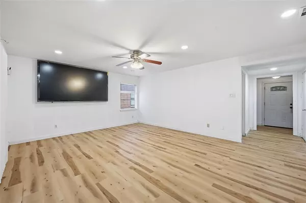 Grand Prairie, TX 75051,1702 Emerald Street