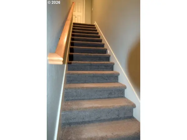 Salem, OR 97306,2335 MAPLEWOOD DR N