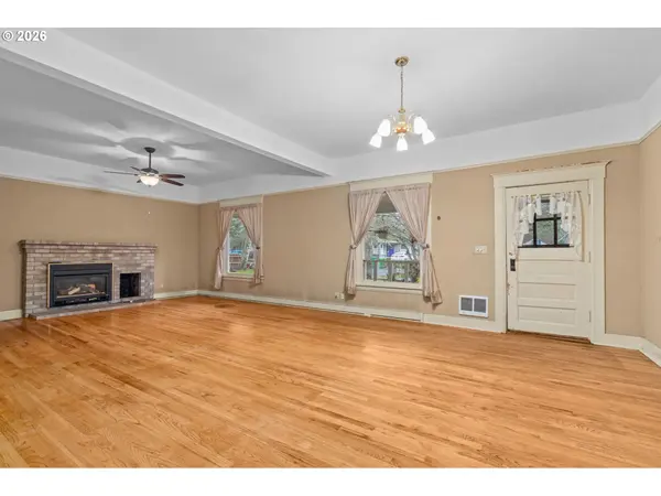 Forest Grove, OR 97116,1643 CEDAR ST