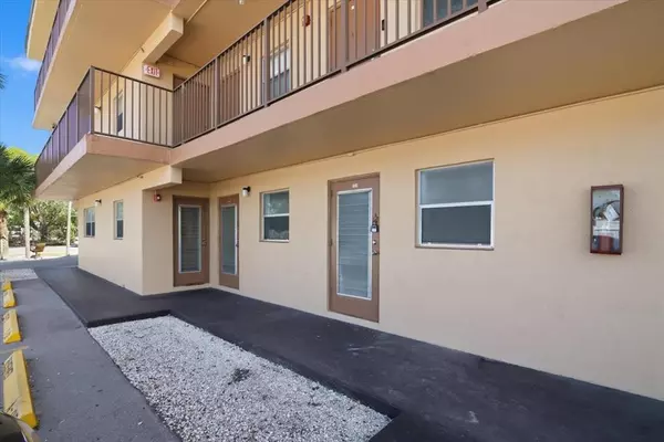 Lauderhill, FL 33313,4161 NW 26th St #105