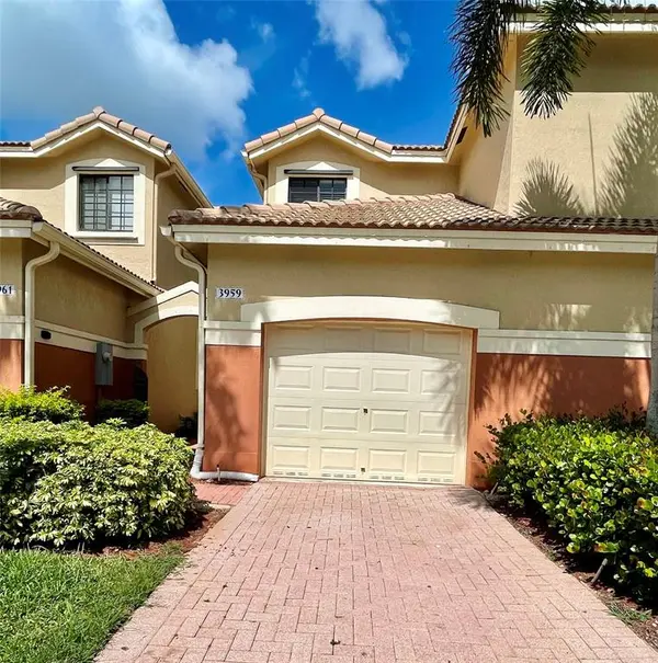 3959 Orange Tree Ln, Weston, FL 33332