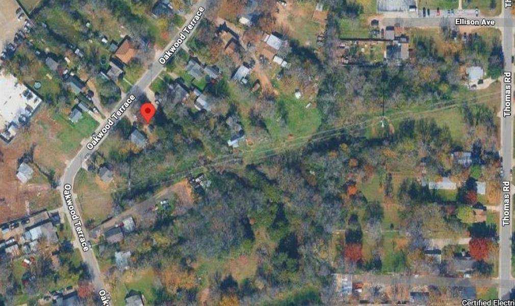 2520 Oakwood Terrace, Haltom City, TX 76117