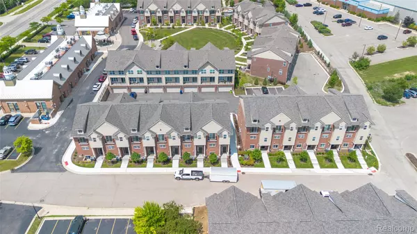 Novi, MI 48375,25535 GRANDVIEW LN #30