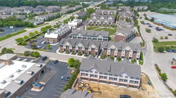 Novi, MI 48375,25535 GRANDVIEW LN #30