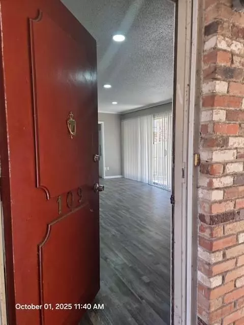 Dallas, TX 75230,7812 Royal Lane #C