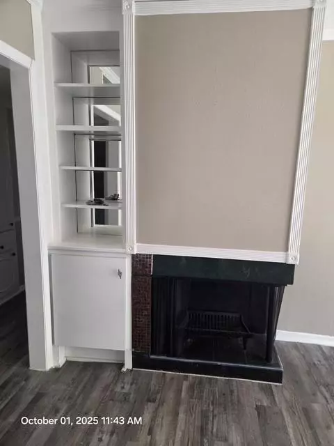 Dallas, TX 75230,7812 Royal Lane #C