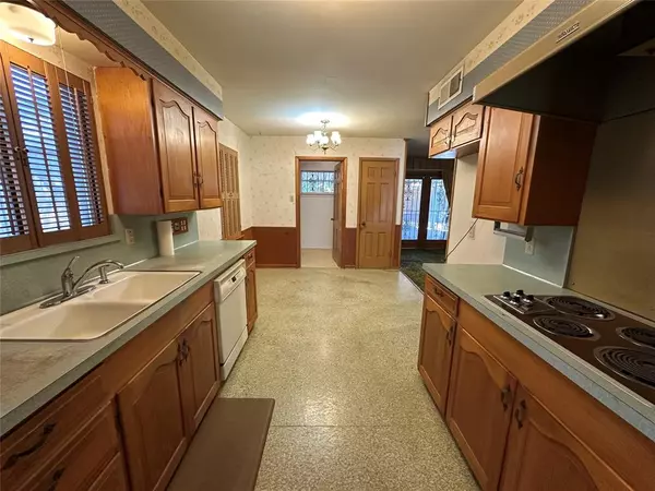 Dallas, TX 75224,705 Tarryall Drive