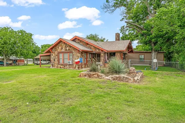 De Leon, TX 76444,509 W Reynosa Avenue