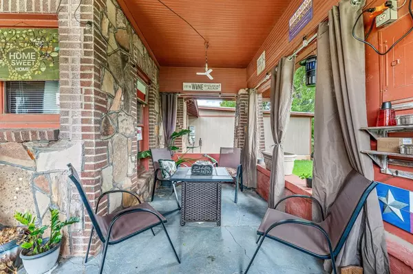 De Leon, TX 76444,509 W Reynosa Avenue