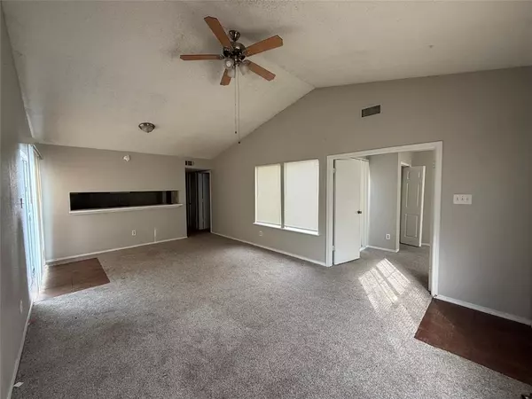 Dallas, TX 75227,2286 Nantucket Village Circle